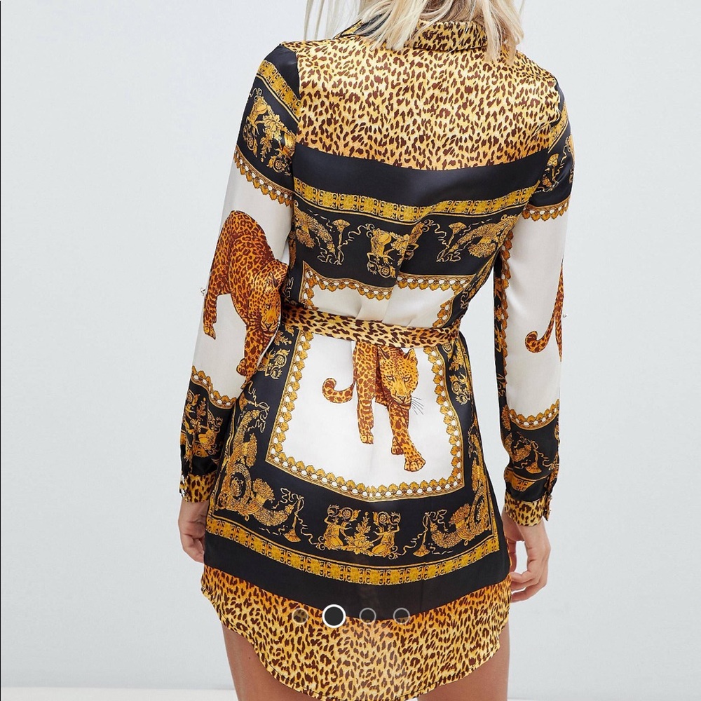Mini dress